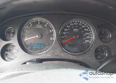 2009 Chevrolet Suburban 1500 Lt2 z USA, uszkodzony, nr VIN 1GNFC260X9R257882